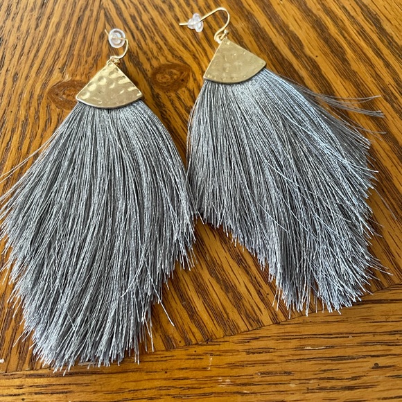 Earrings - Picture 3 of 4